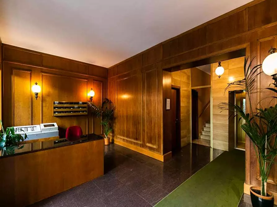 Immagine 15 di Camera in affitto  in Viale Beatrice D'Este4 a Milano