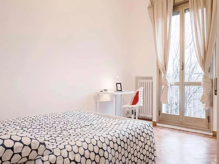 Immagine 4 di Camera in affitto  in Via delle Belle Arti21 a Bologna