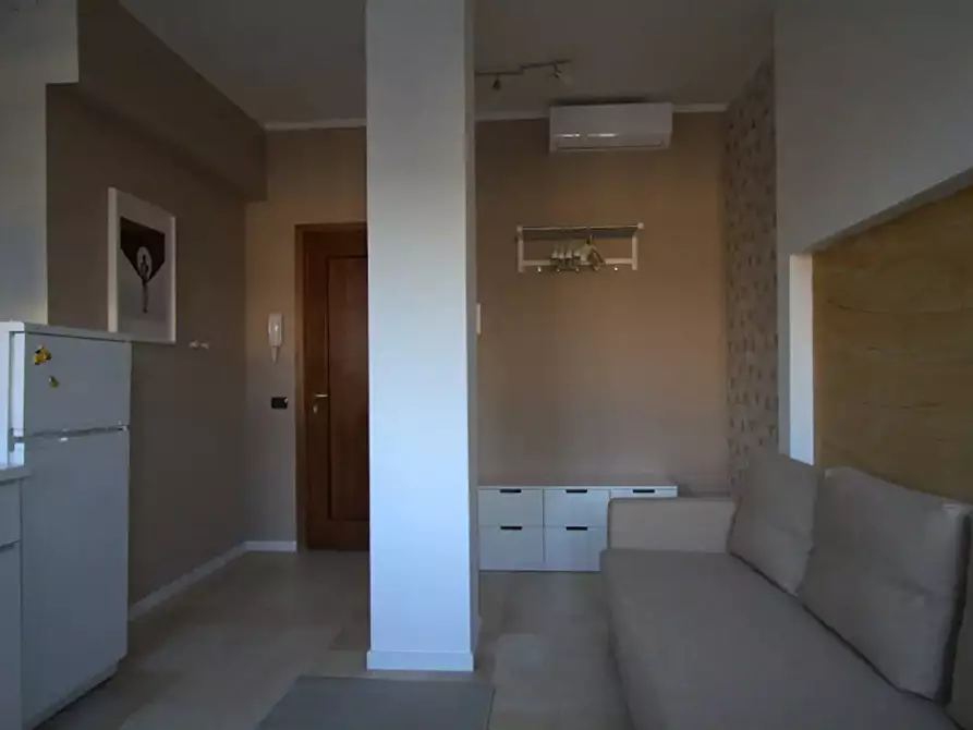 Immagine 1 di Appartamento in affitto  in Via dei Piatti8 a Milano