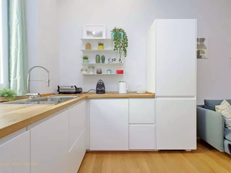 Immagine 6 di Appartamento in affitto  in Via Lorenzo il Magnifico5 a Roma