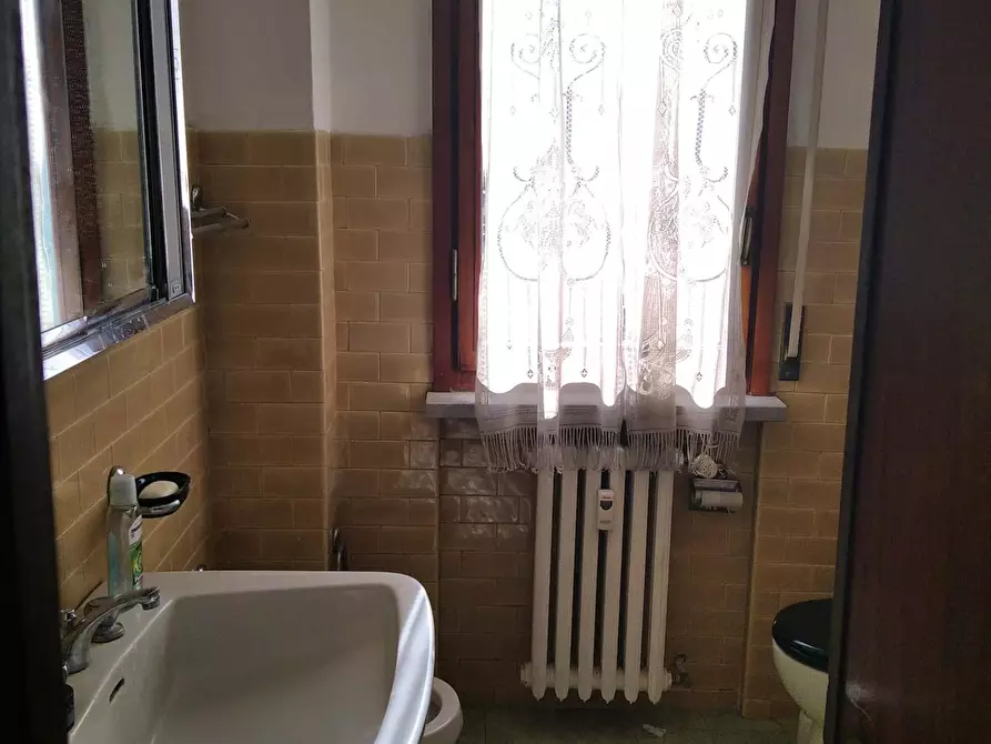 Immagine 15 di Camera in affitto  in Via Ercolano a Milano