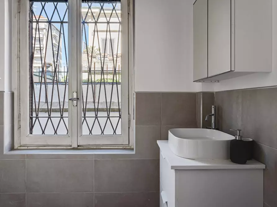 Immagine 13 di Camera in affitto  in Via Quarnero1 a Milano