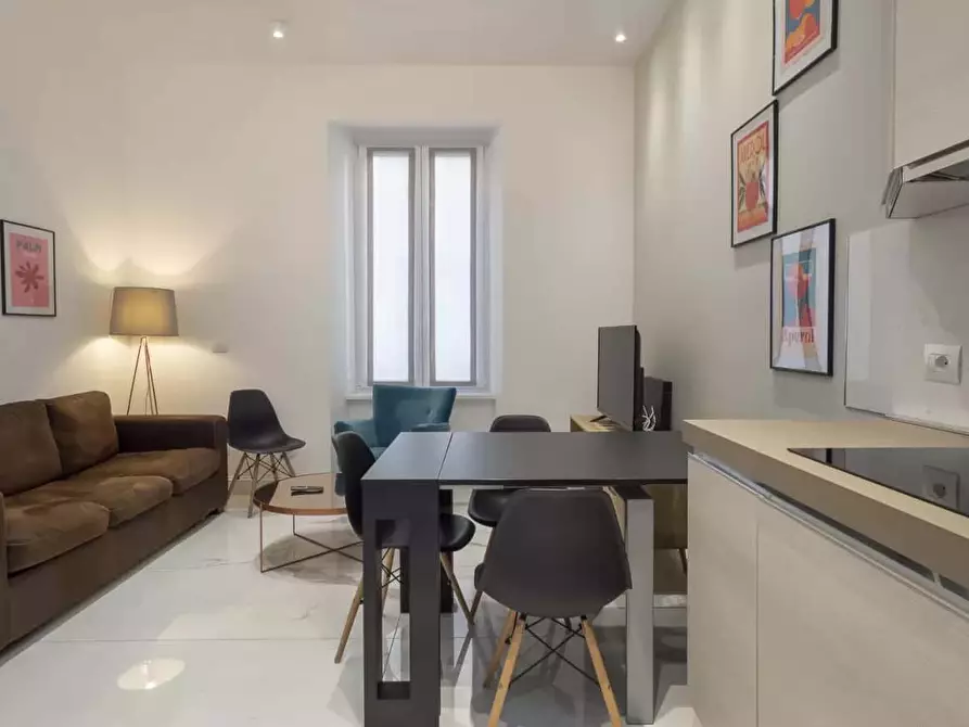 Immagine 5 di Appartamento in affitto  in Via della Moscova27 a Milano