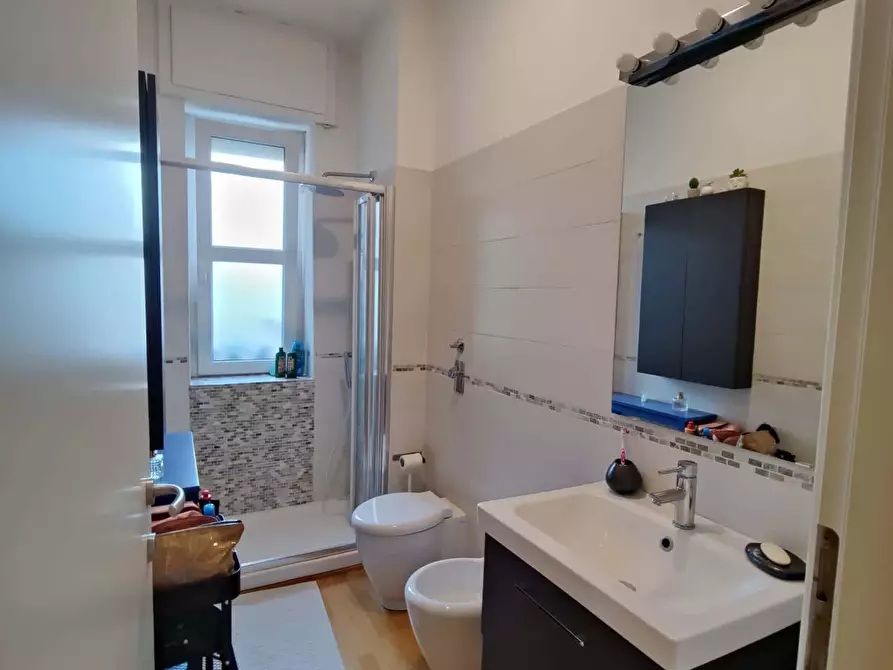 Immagine 10 di Appartamento in affitto  in Via Luigi Settembrini5 a Milano