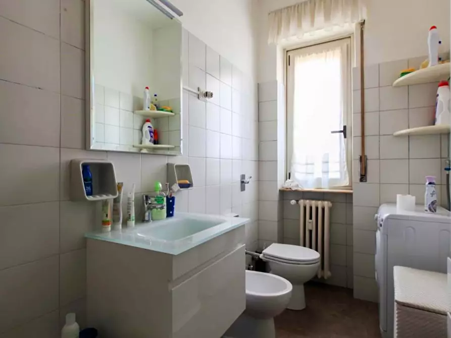 Immagine 8 di Camera in affitto  in Alzaia Naviglio Pavese106 a Milano