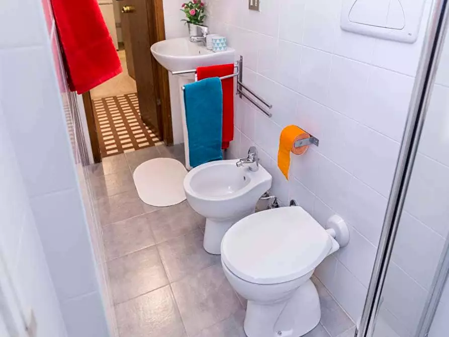 Immagine 24 di Camera in affitto  in Via Giuseppe Frua16 a Milano