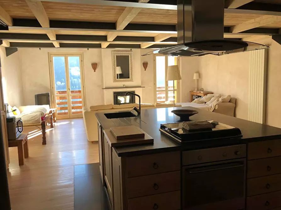 Immagine 2 di Appartamento in affitto  in Via Crescenzi520 a Adrara San Martino