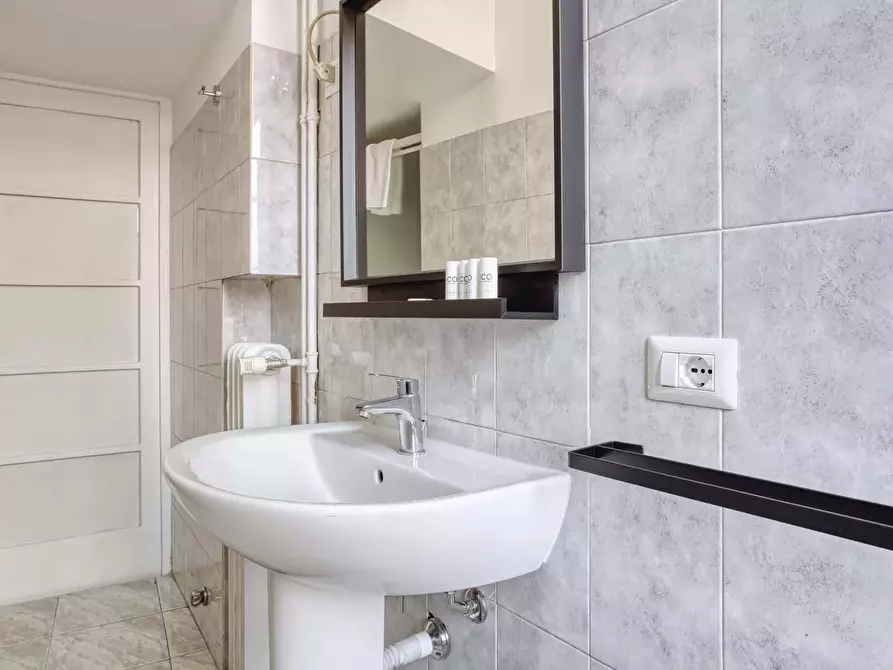 Immagine 18 di Appartamento in affitto  in Via Achille Mauri4 a Milano