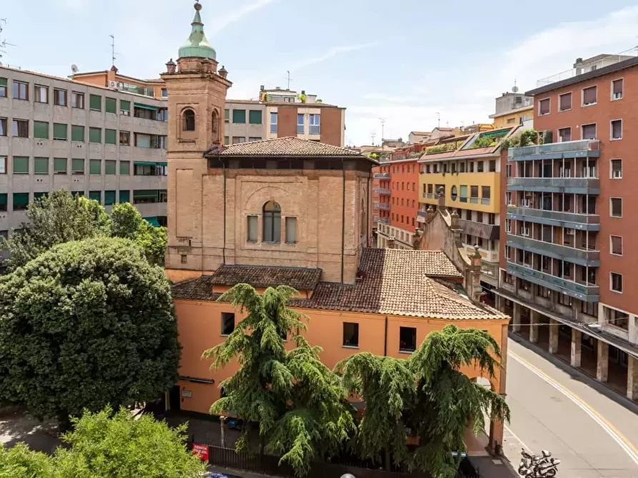 Immagine 26 di Appartamento in affitto  in Via delle Lame85 a Bologna