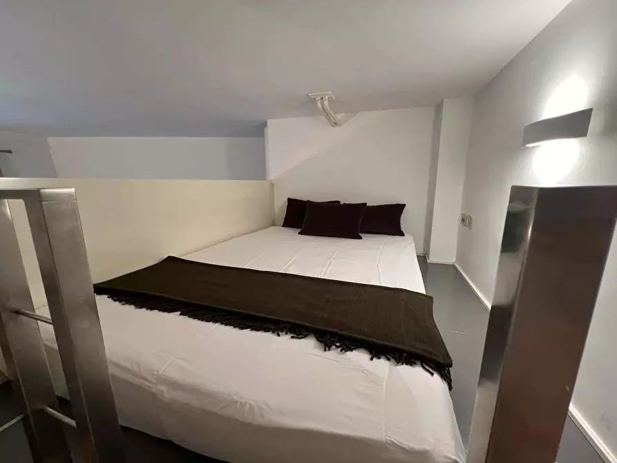 Immagine 6 di Appartamento in affitto  in Piazza Sempione5 a Milano