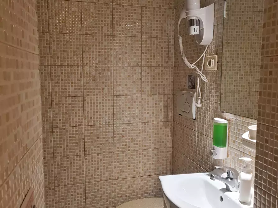 Immagine 17 di Appartamento in affitto  in Via Degli Orti d'Alibert4 a Roma