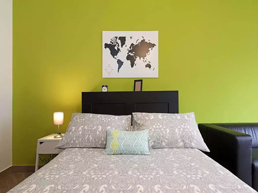 Immagine 3 di Camera in affitto  in Via Antonino Lo Surdo57 a Roma