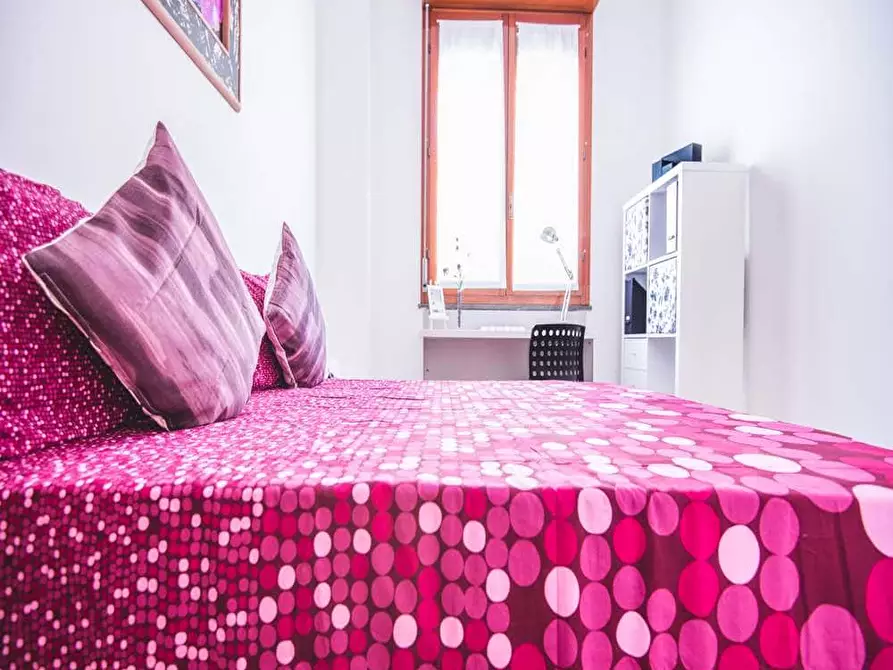 Immagine 4 di Camera in affitto  in Via Valassina7 a Milano