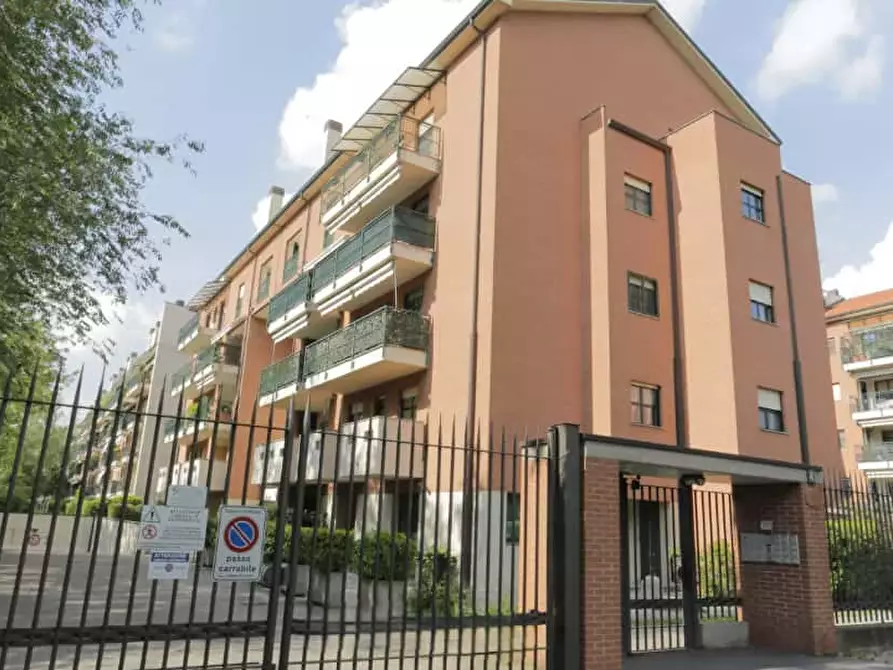 Immagine 34 di Camera in affitto  in Via Sergio Tofano4 a Milano