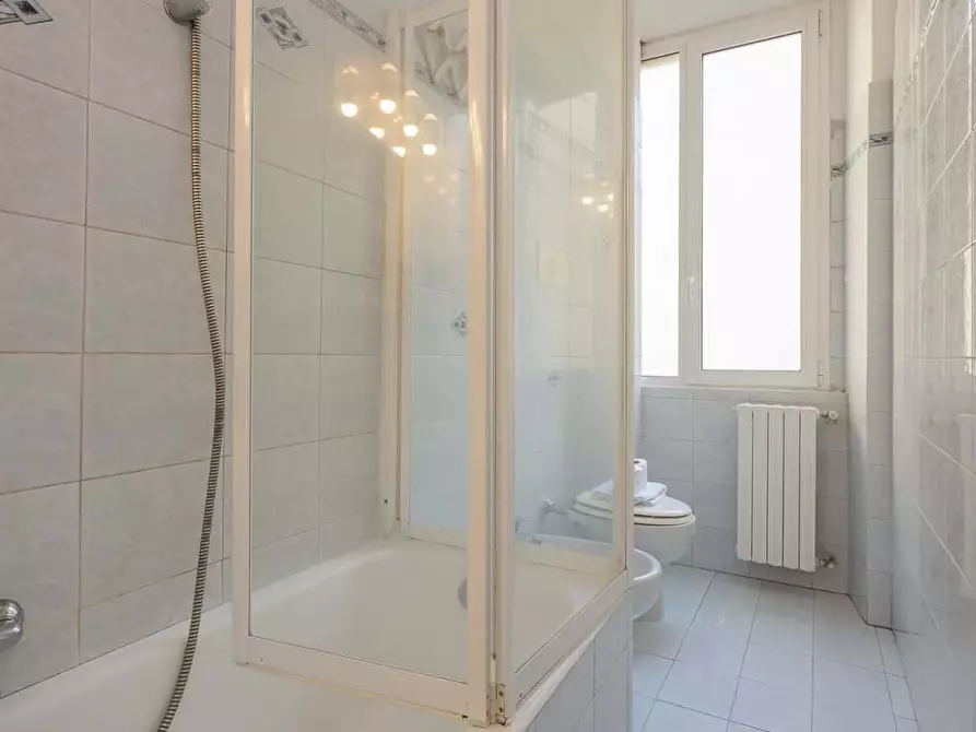 Immagine 19 di Appartamento in affitto  in Viale Premuda17 a Milano
