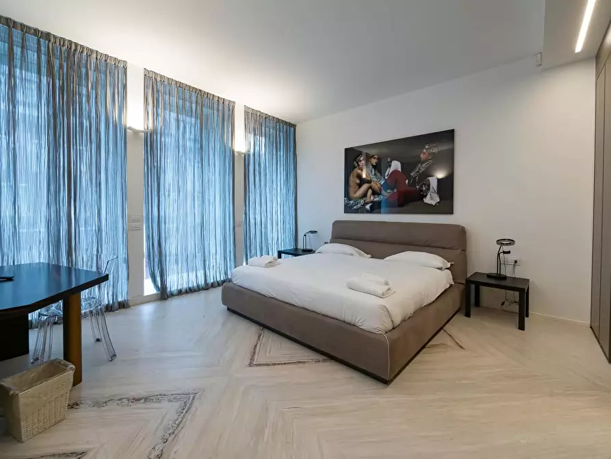 Immagine 1 di Appartamento in affitto  in Corso Europa10 a Milano