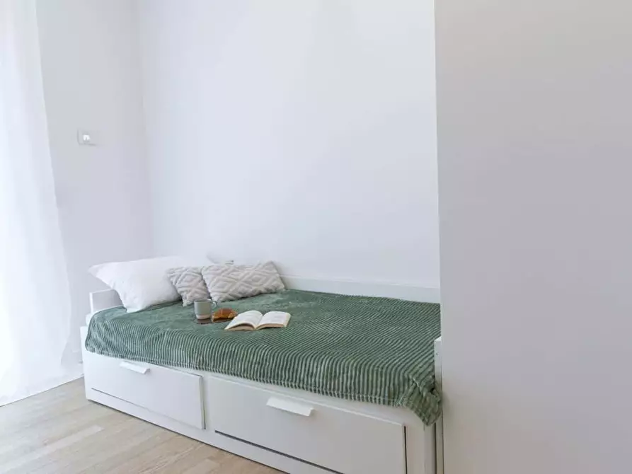 Immagine 12 di Appartamento in affitto  in Via Principe Eugenio3 a Milano