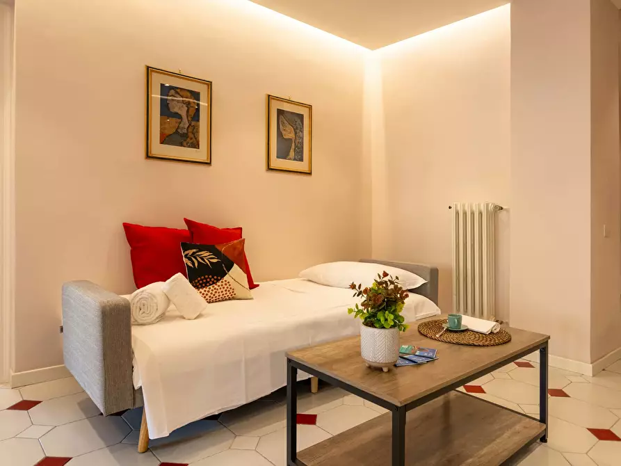 Immagine 20 di Appartamento in affitto  in Via degli Alfani a Firenze