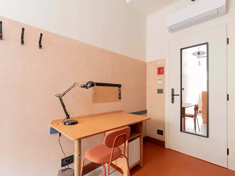 Immagine 3 di Camera in affitto  in Via Privata Tobruk6 a Milano