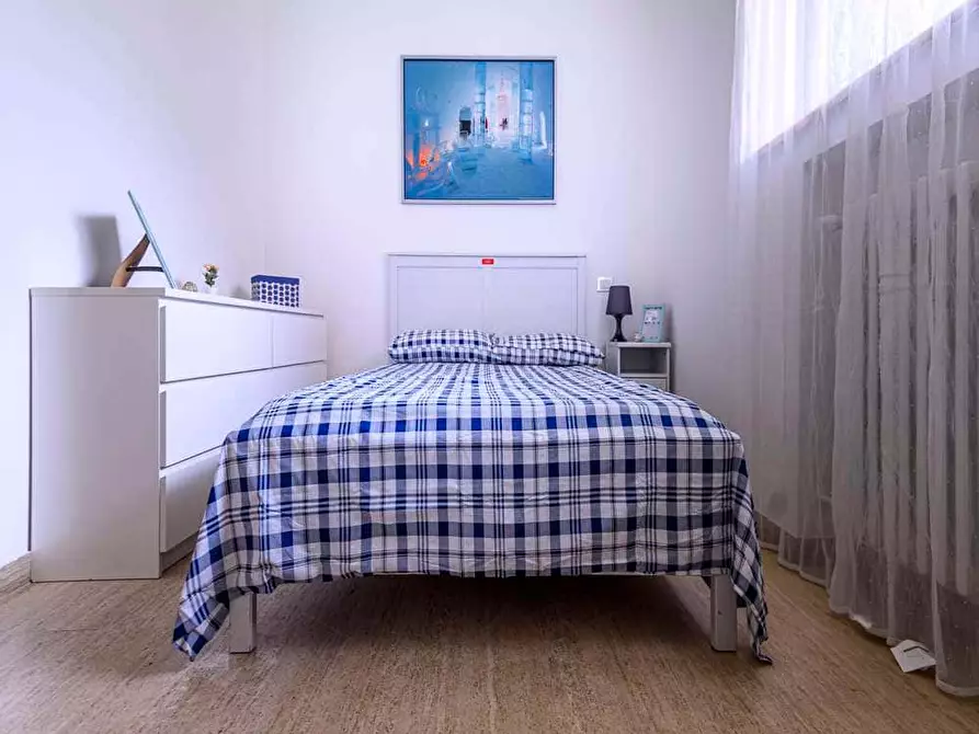 Immagine 2 di Camera in affitto  in Via Ippodromo9 a Milano