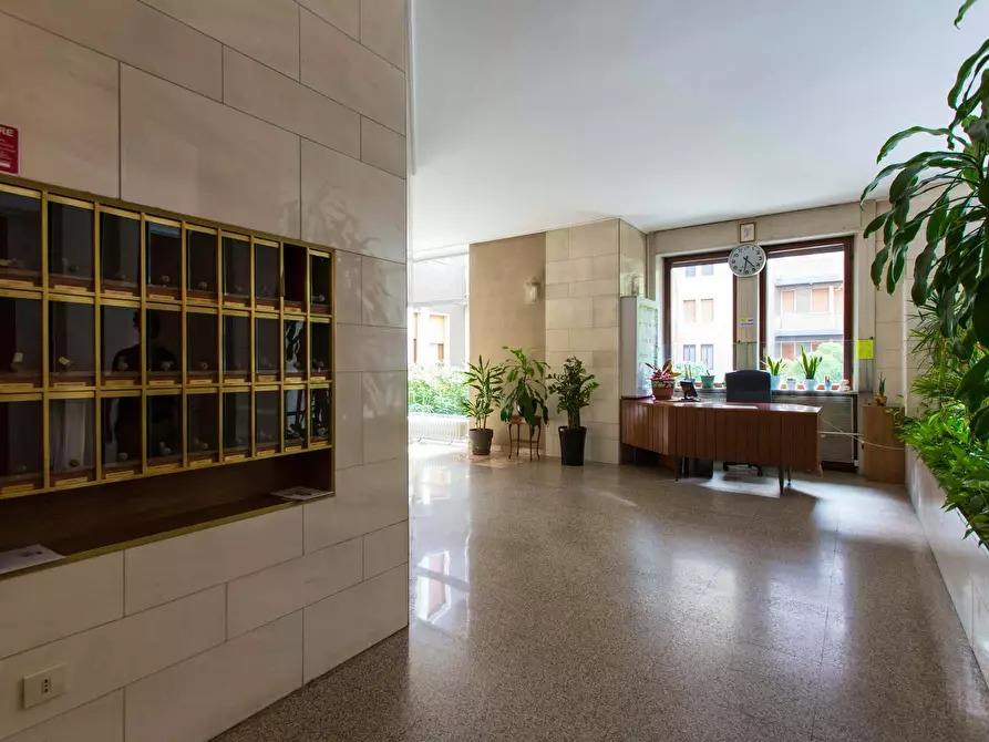 Immagine 15 di Appartamento in affitto  in Via Egadi a Milano