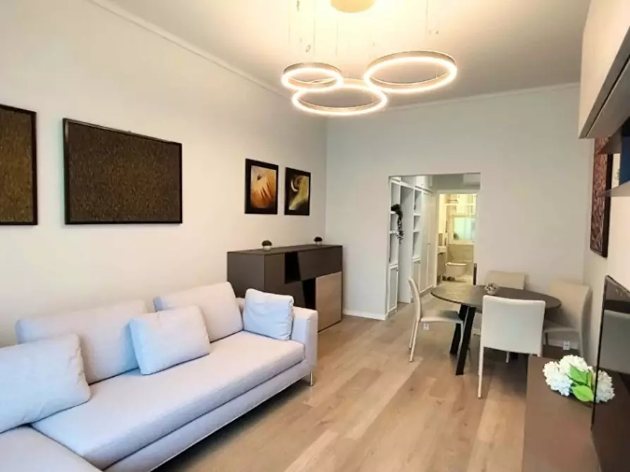 Immagine 5 di Appartamento in affitto  in Via Olmetto a Milano