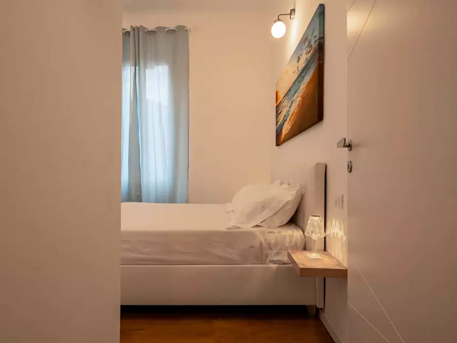 Immagine 2 di Appartamento in affitto  in Via Giovanni Pascoli4 a Milano