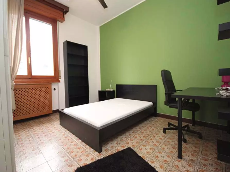 Immagine 14 di Camera in affitto  in Via Sebastiano Veniero38 a Milano