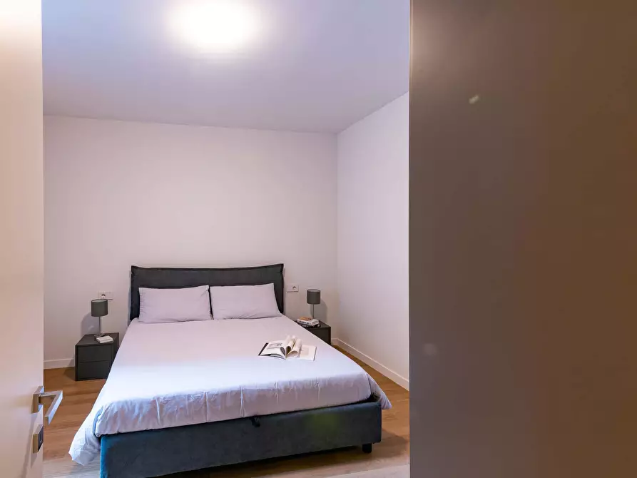 Immagine 13 di Appartamento in affitto  in Via Principe Eugenio3 a Milano