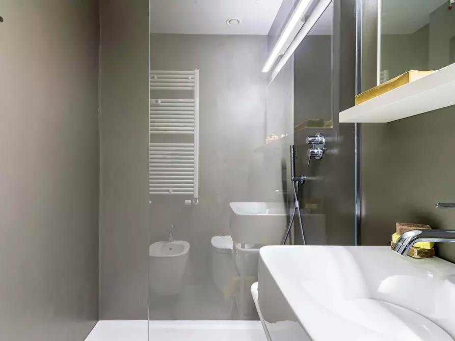 Immagine 8 di Appartamento in affitto  in Piazza S. Nazaro in Brolo5 a Milano