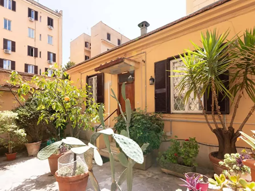 Immagine 4 di Appartamento in affitto  in Via Girolamo Savonarola11 a Roma