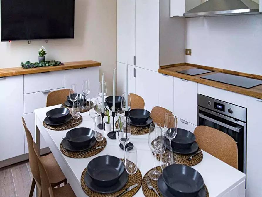 Immagine 5 di Camera in affitto  in Viale Nazario Sauro4 a Milano