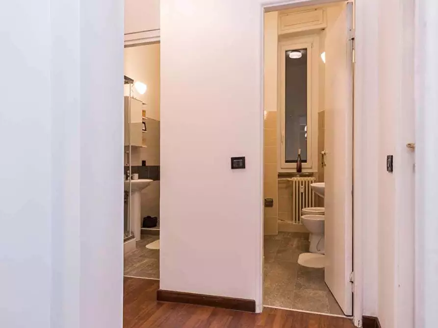 Immagine 23 di Camera in affitto  in Via Giulio Tarra1 a Milano