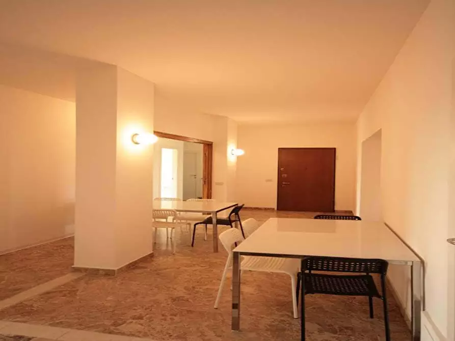 Immagine 35 di Camera in affitto  in Viale Molise65 a Milano