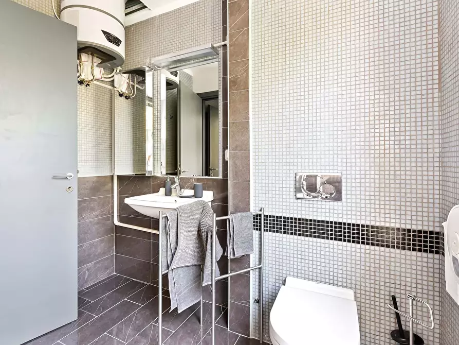 Immagine 8 di Camera in affitto  in Via Privata Deruta22 a Milano