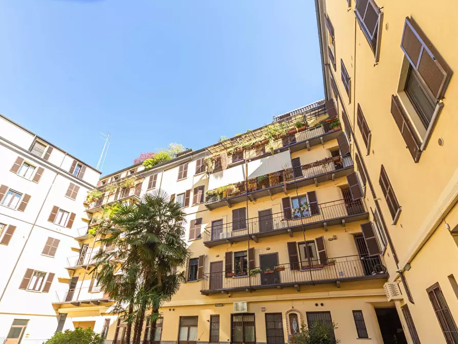 Immagine 43 di Appartamento in affitto  in Via Antonio Fogazzaro8 a Milano