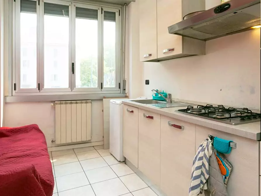 Immagine 8 di Camera in affitto  in Viale Liguria51 a Milano