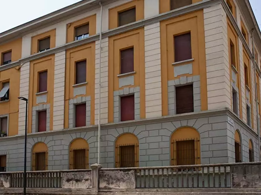 Immagine 14 di Camera in affitto  in Via Lattanzio Gambara44 a Brescia