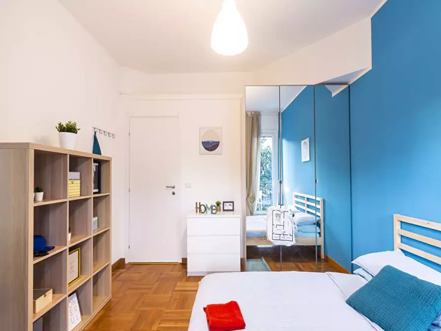 Immagine 2 di Camera in affitto  in Via Comelico3 a Milano