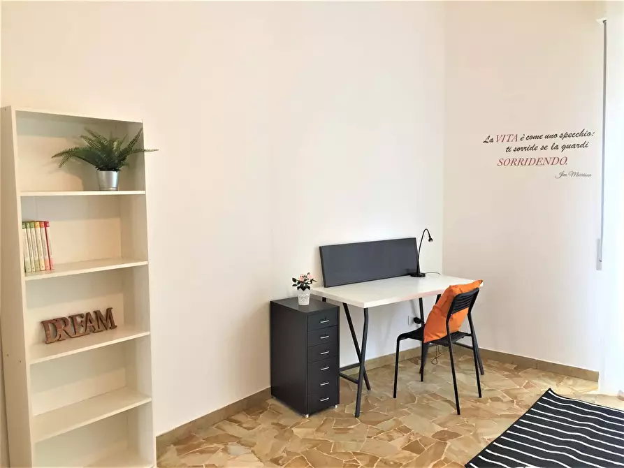 Immagine 4 di Camera in affitto  in Via Quintino Sella44 a Firenze