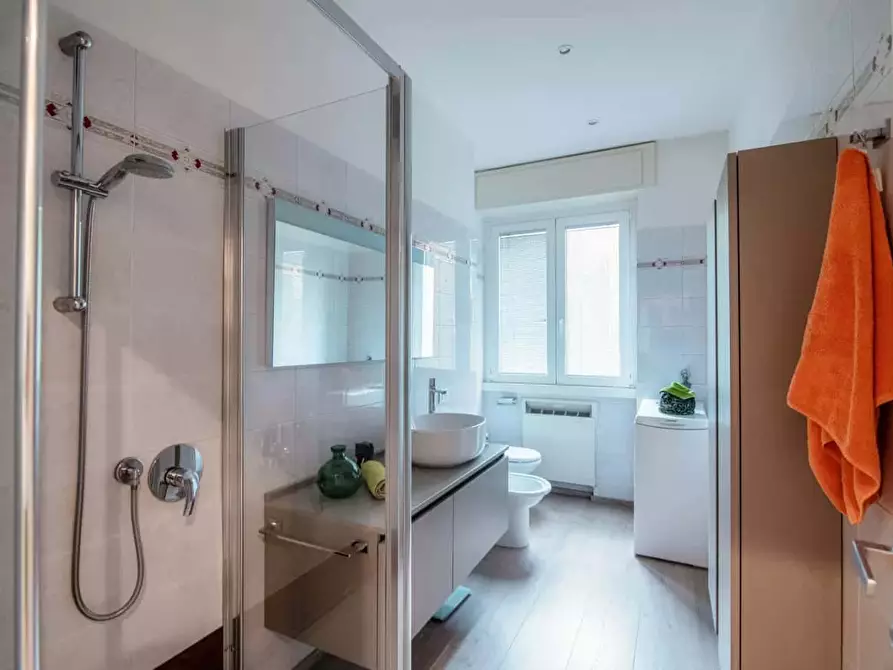 Immagine 50 di Appartamento in affitto  in Via Francesco Anzani a Como