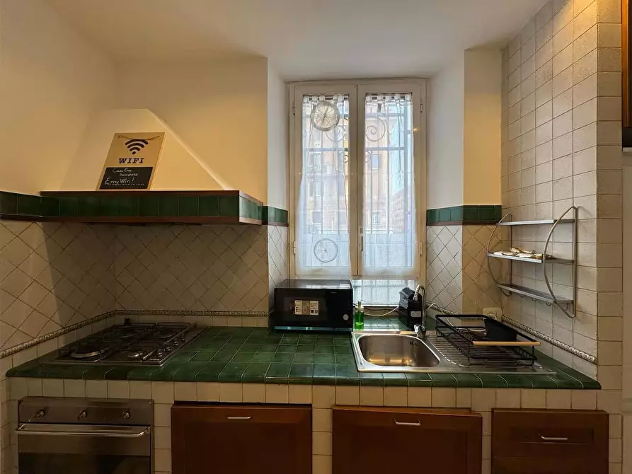 Immagine 5 di Appartamento in affitto  in Via la Spezia55 a Roma