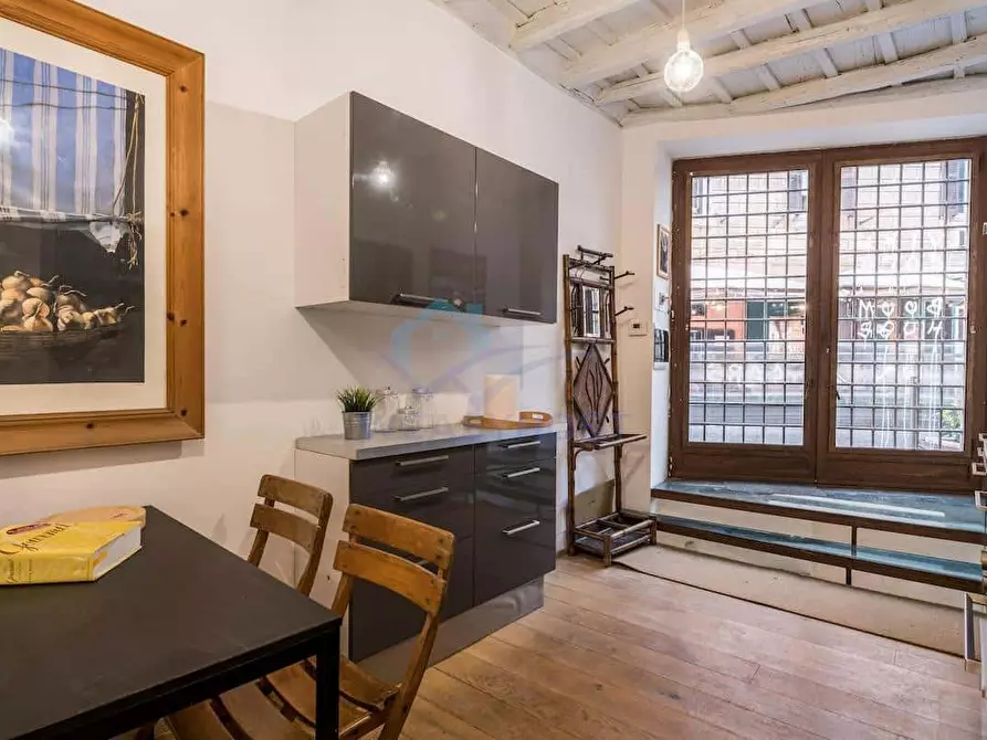 Immagine 9 di Appartamento in affitto  in Via Di Ponte Sisto72 a Roma