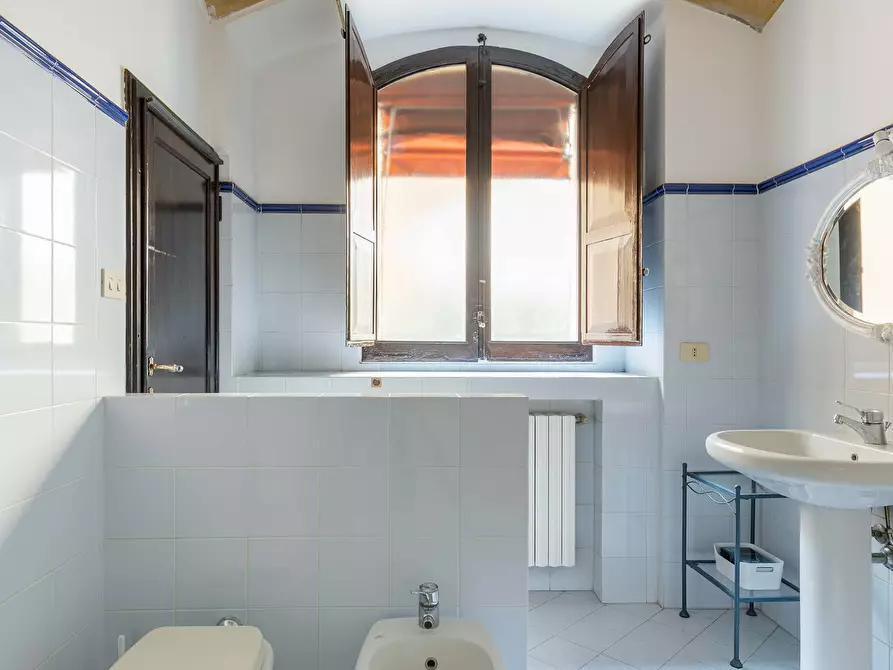 Immagine 18 di Appartamento in affitto  in Via San Mamolo3 a Bologna