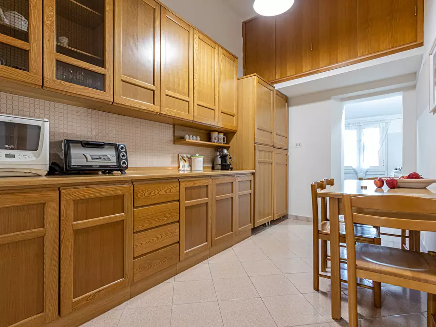 Immagine 32 di Appartamento in affitto  in Via Benedetta8 a Roma