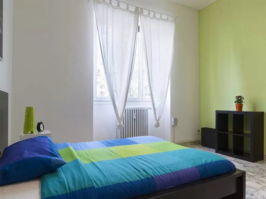 Immagine 2 di Camera in affitto  in Via Vincenzo Monti77 a Milano