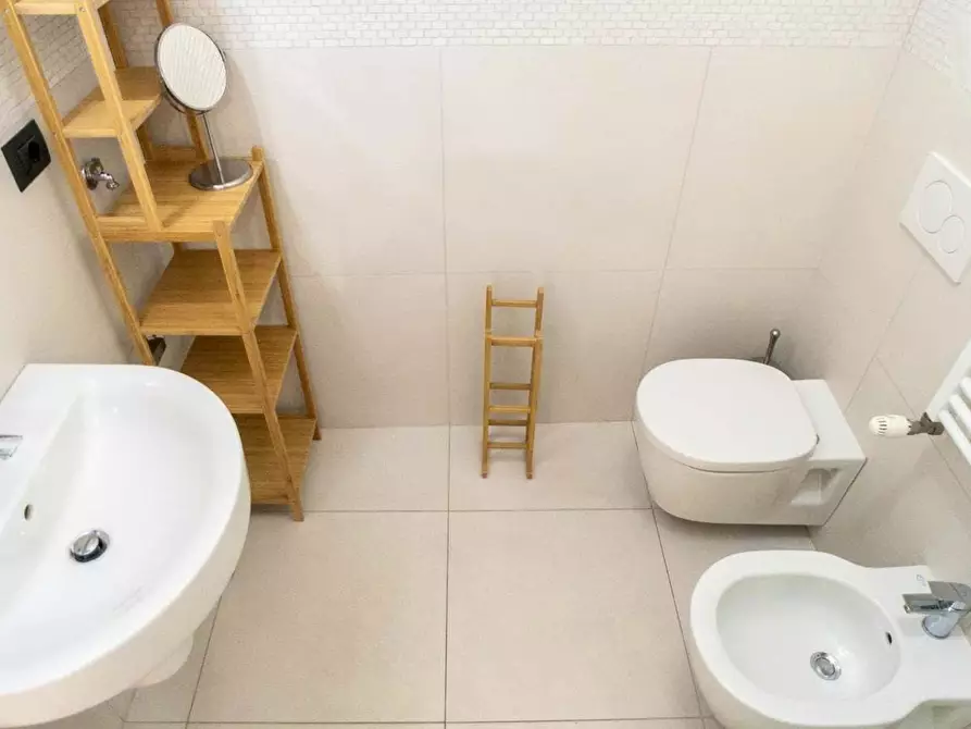 Immagine 18 di Appartamento in affitto  in Via Luigi Mercantini a Milano