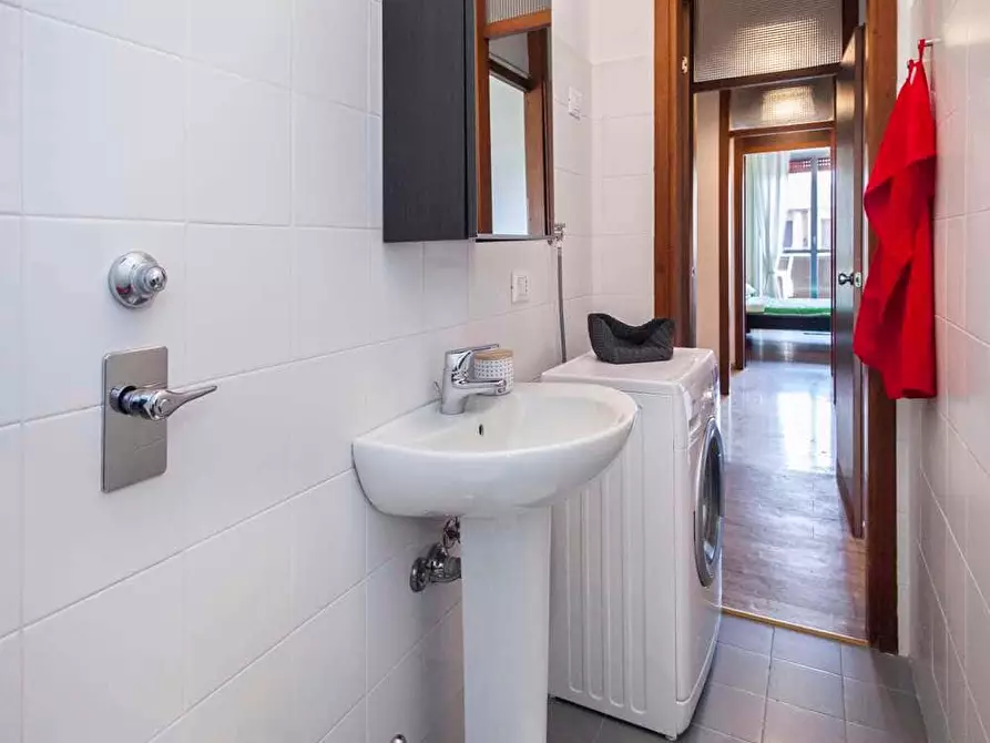 Immagine 13 di Camera in affitto  in Via Giuseppe Frua16 a Milano