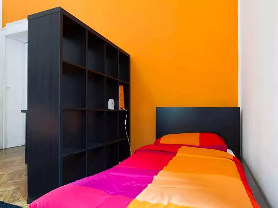 Immagine 1 di Camera in affitto  in Via Gustavo Modena35 a Milano