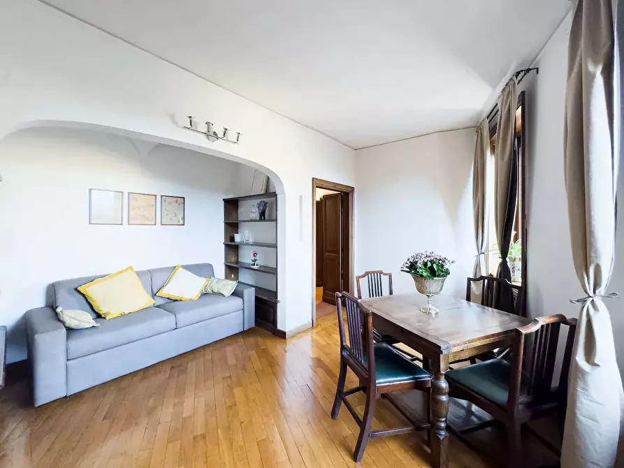 Immagine 10 di Appartamento in affitto  in Via Giulia171 a Roma